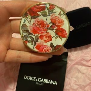 Dolce gabanna mirror